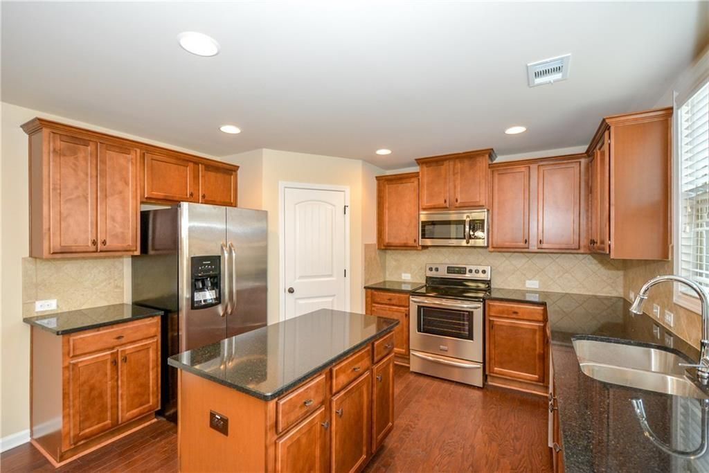 Building Photo - 4106 Water Mill Dr