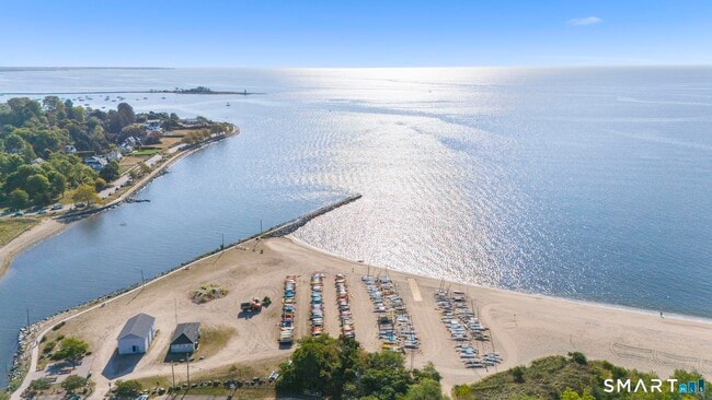 Building Photo - 107 Benson Pl