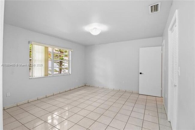 Building Photo - 5191 NW 2nd Terrace