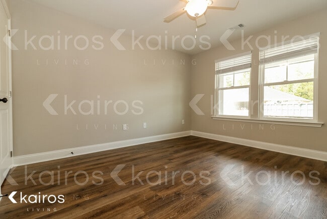 Building Photo - 147 Cottage Grove Rd.