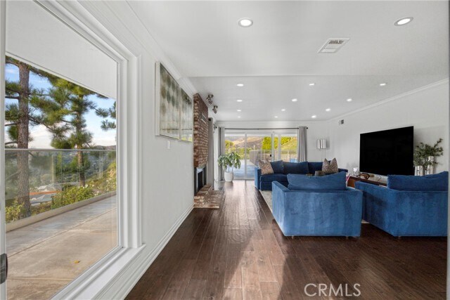 Building Photo - 2461 Allanjay Pl