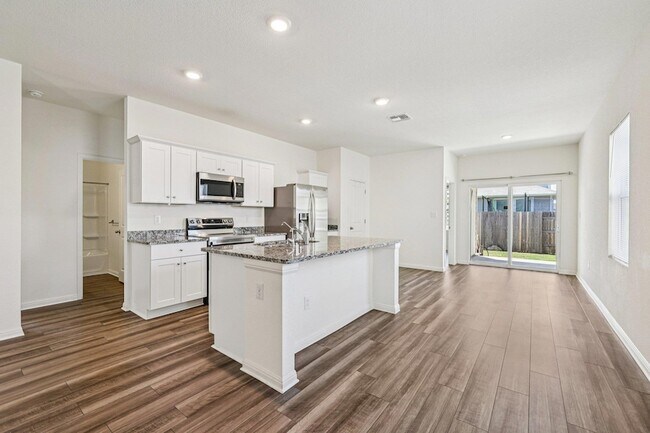 Building Photo - 191 Light Timber Rd