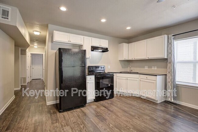 Building Photo - 2325 NW 12th St