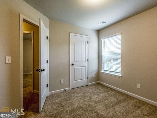 Building Photo - 1074 Mcconaughy Ct