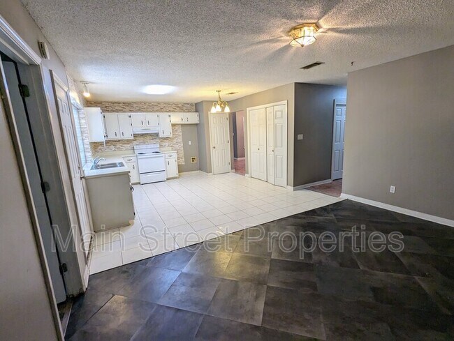 Building Photo - 3441 Jubilee Dr