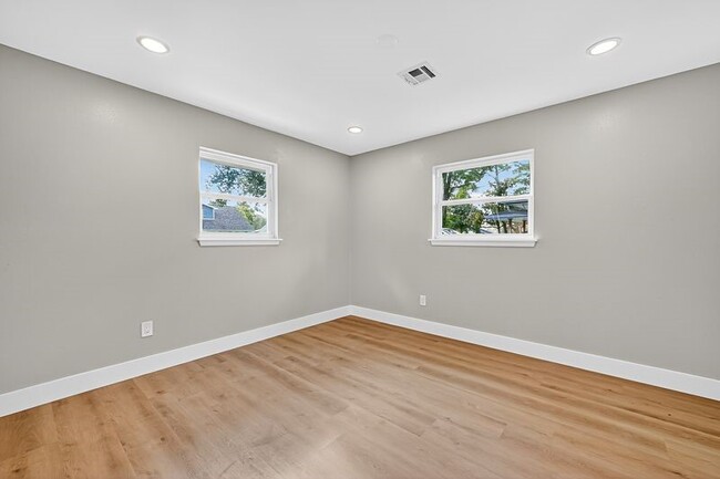 Building Photo - 2019 Spillers Ln