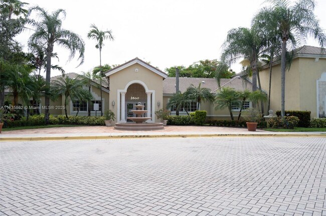Building Photo - 2600 S University Dr