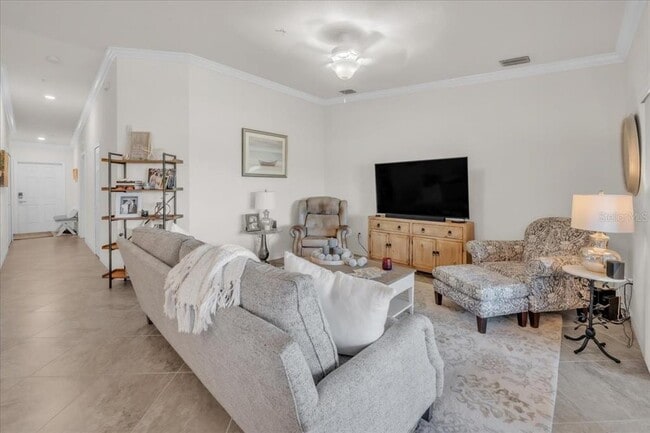 Building Photo - 5527 Palmer Cir