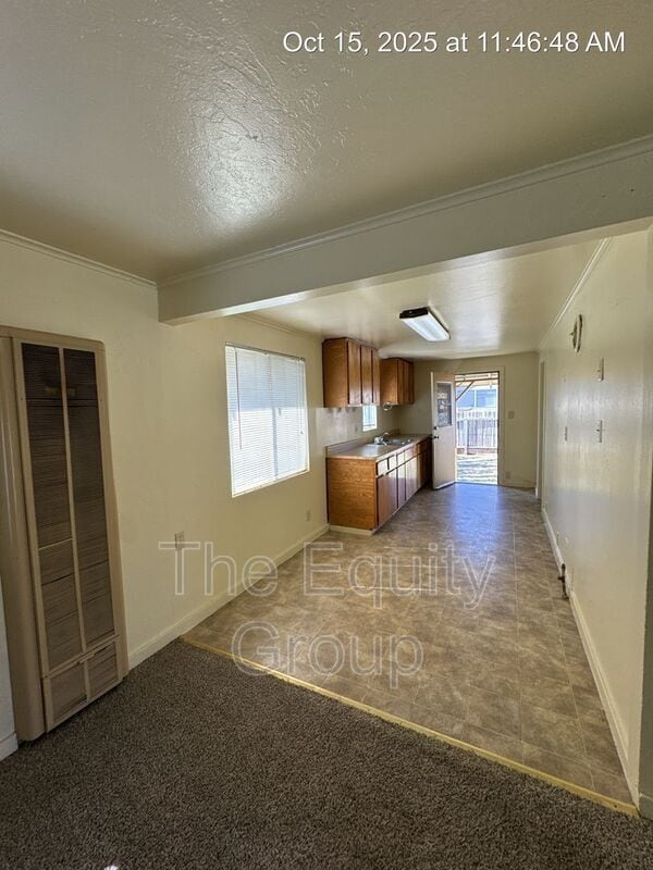 Building Photo - 143 N Castle Rock St