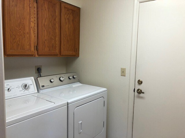 Building Photo - Large & Inviting Home in Leisure World.  A 45+ Active Adult Resort Community Available May throug...