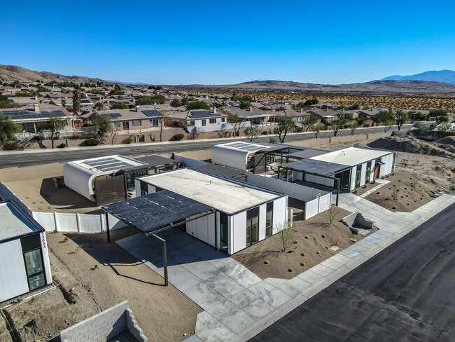 Building Photo - 13848 Scenic Crest Cir