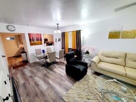 Building Photo - 4717 SW 69th Ter
