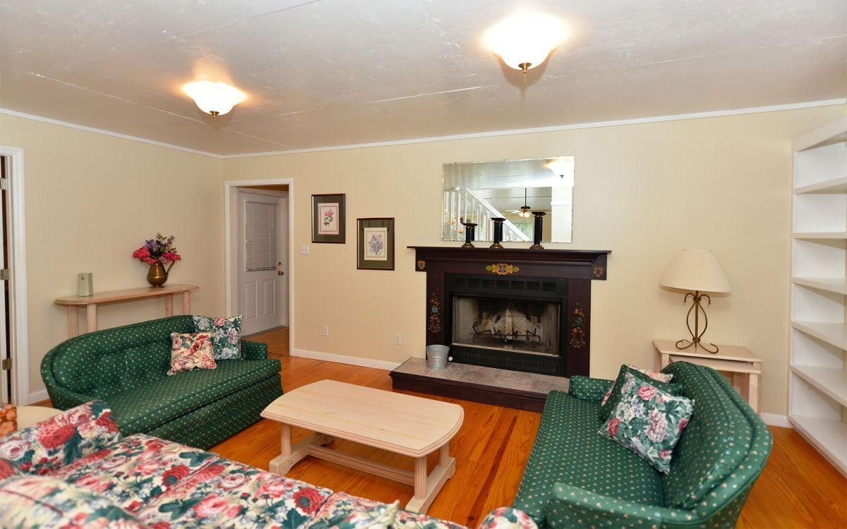 Building Photo - 8260 Ibis St