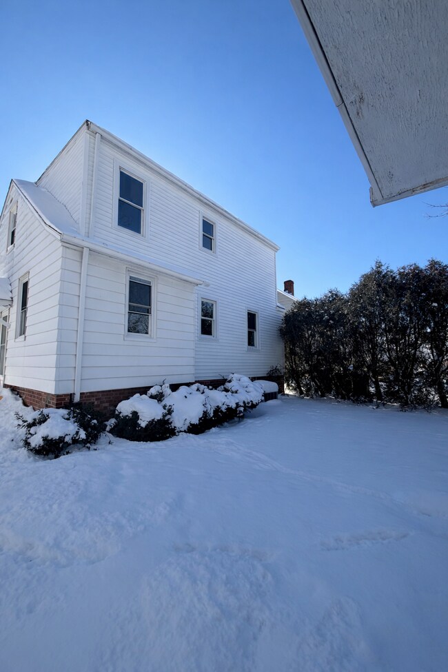 Building Photo - 116 Arlington Cir