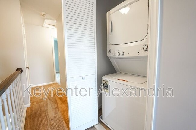 Building Photo - 6109 Talavera Ct