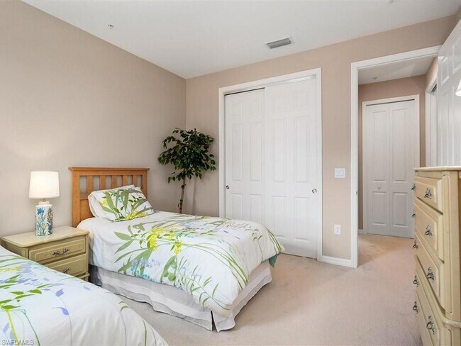 Building Photo - 9071 Albion Ln N