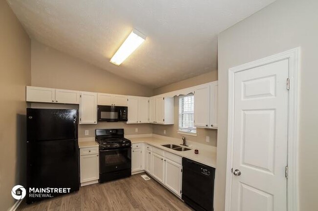 Building Photo - 124 Emerald Pines Dr, Dallas, GA 30157