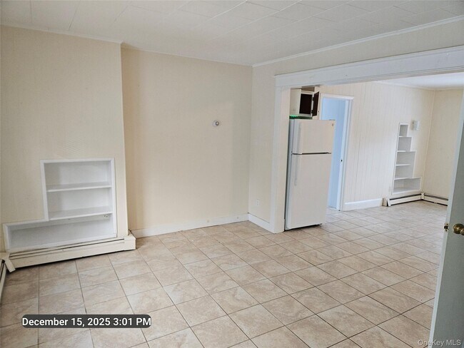 Building Photo - 1 Beech Dr