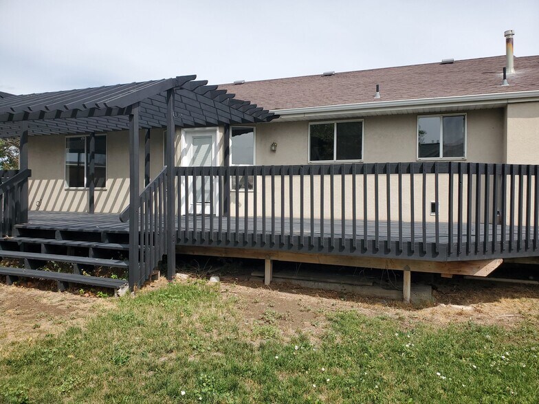 Building Photo - 4785 Dorilee Dr