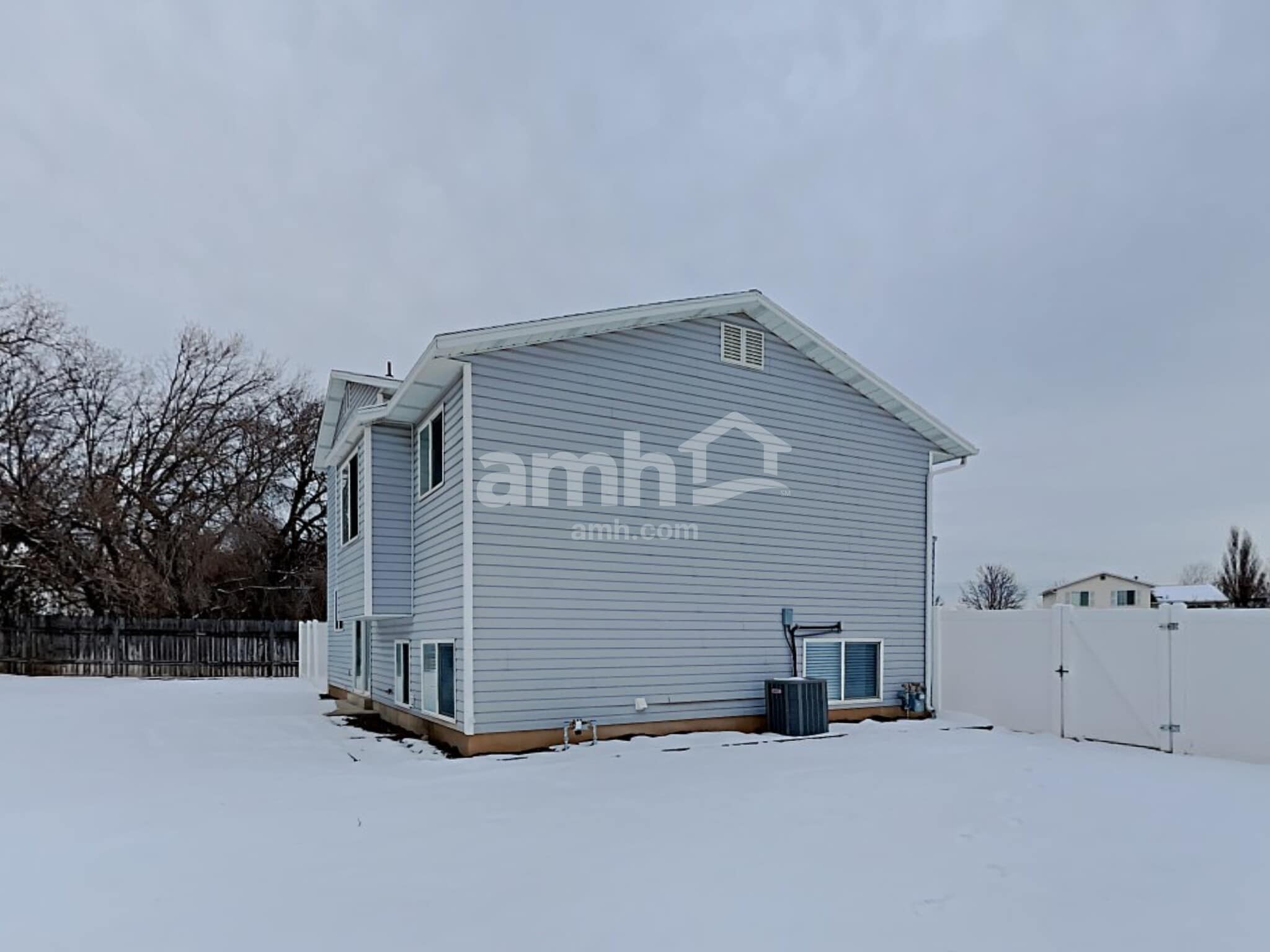 Building Photo - 514 W 150 S