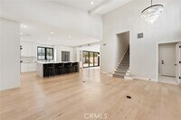 Building Photo - 18110 Bromley St