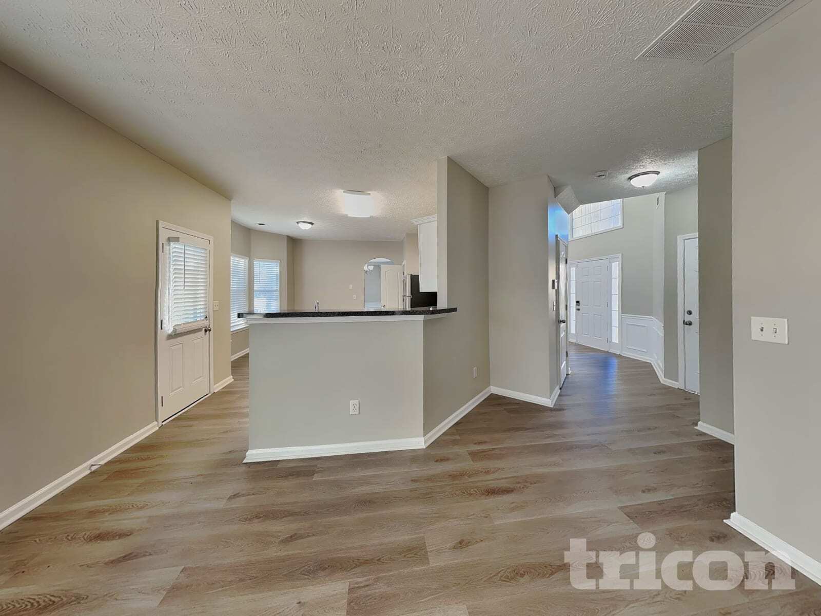 Building Photo - 11906 Fairway Overlook