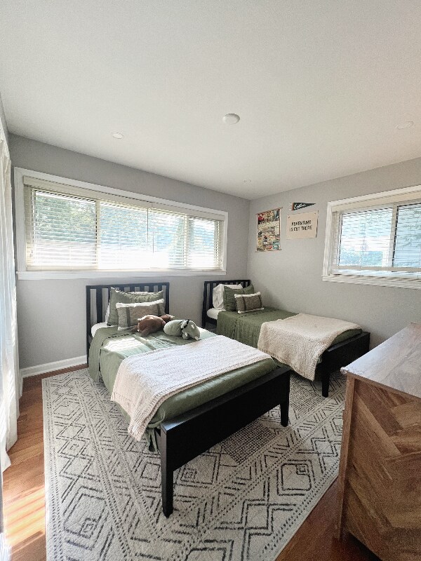 Building Photo - 3700 Ashwood Dr SE