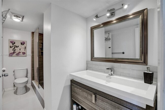 Building Photo - 11111 Biscayne Blvd