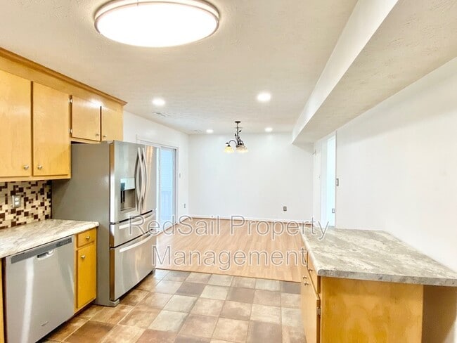 Building Photo - 16 Jodys Way
