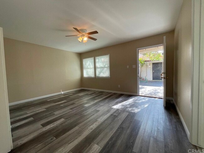 Building Photo - 936 W Foothill Blvd