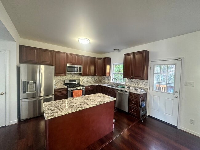 Building Photo - 11465 Abbots Cross Ln