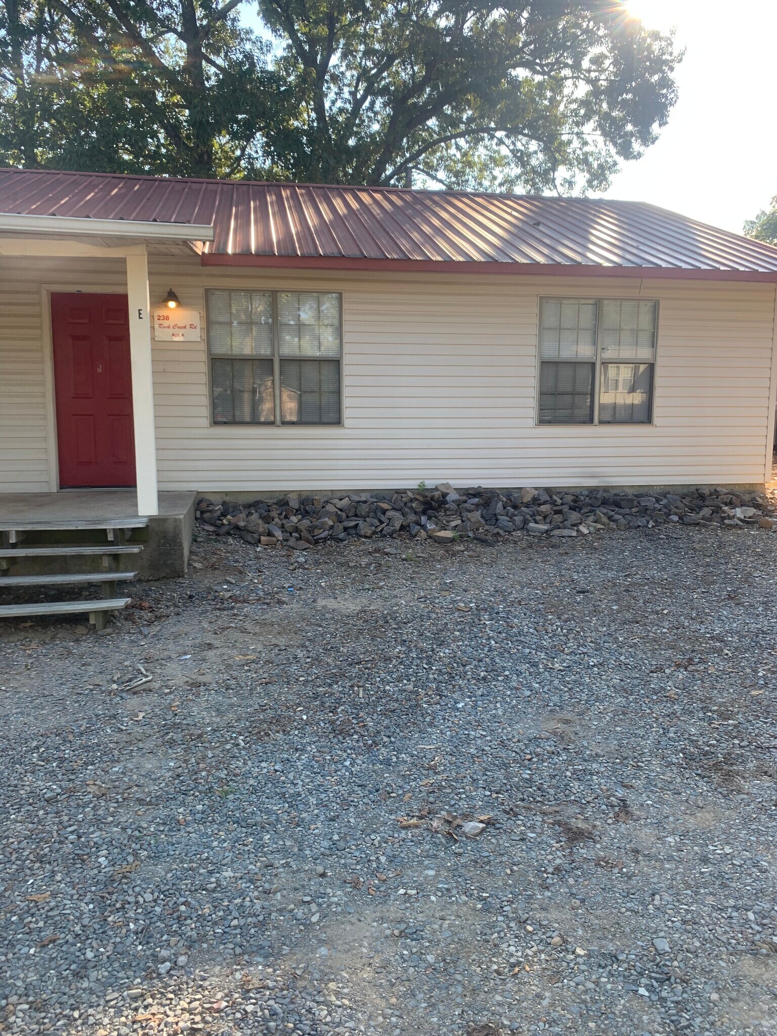 Building Photo - 238 Rock Creek Rd