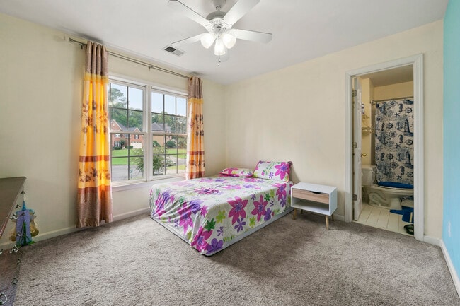 Building Photo - 442 Chatfield Pointe NW