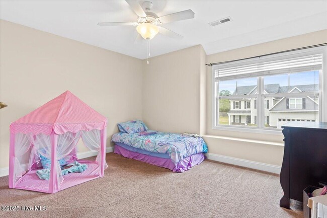 Building Photo - 1044 Slater Way