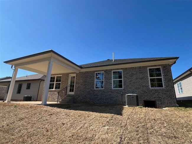 Building Photo - 1157 Shallowford St