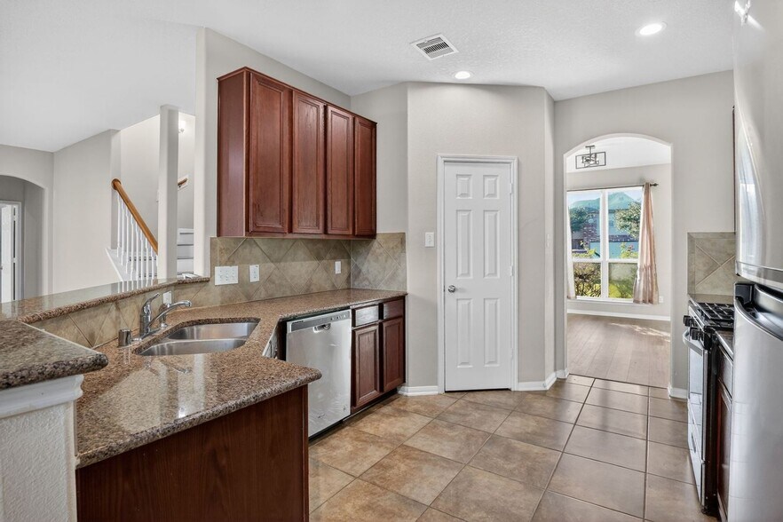 Building Photo - 4938 Yearling Ridge Ct