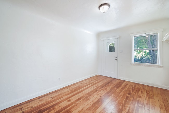 Building Photo - 3574 Helms Ave