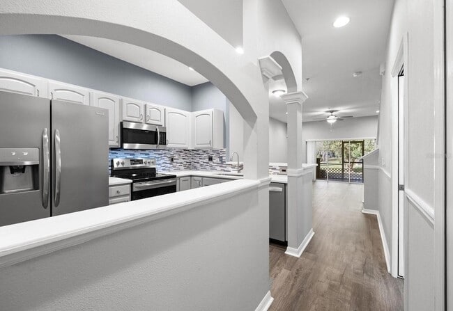 Building Photo - 11231 Kapok Grand Cir