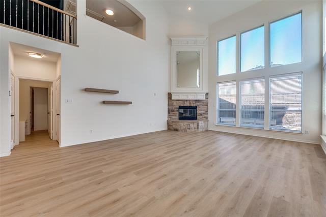 Building Photo - 2344 Chenault Dr