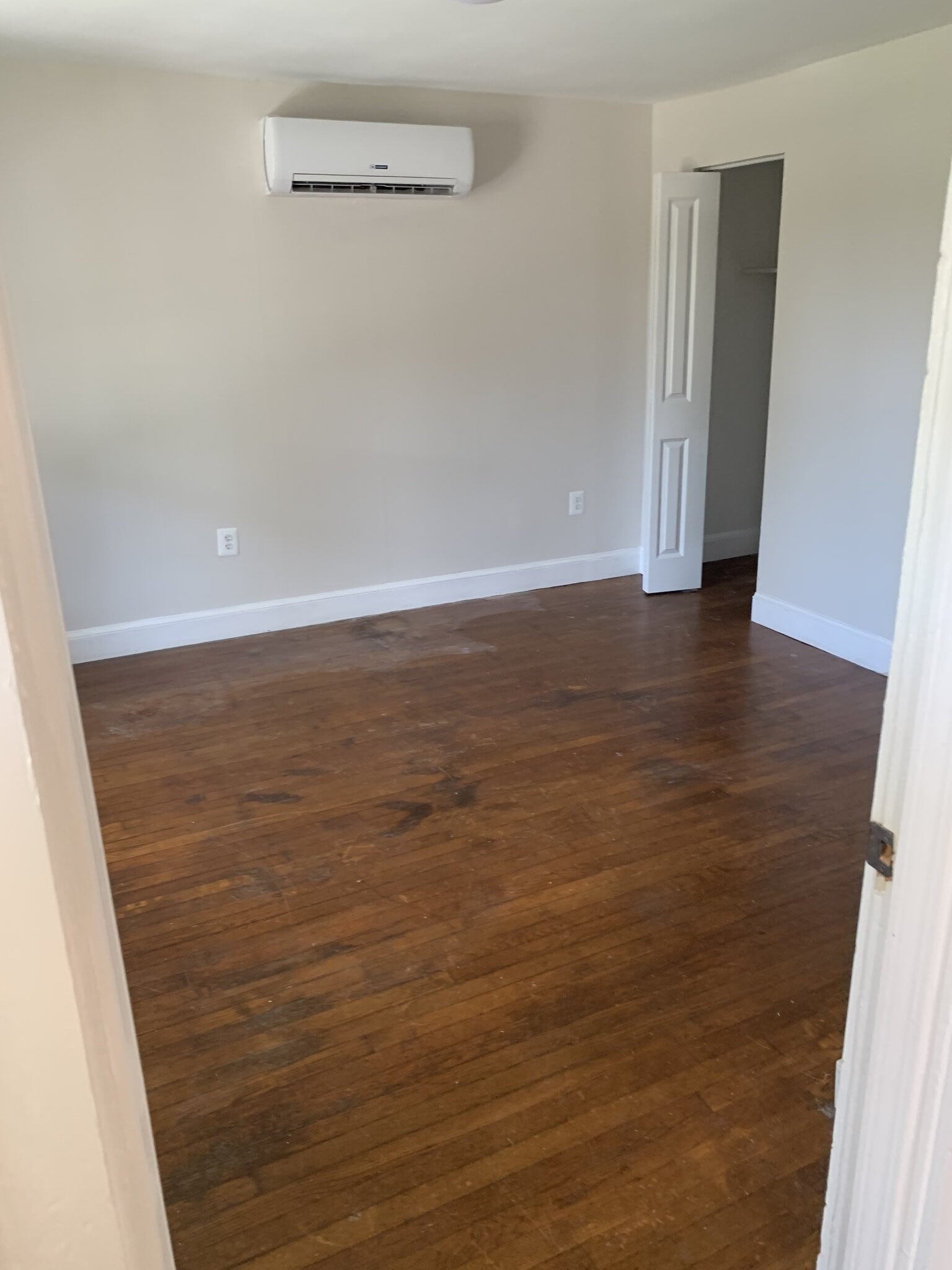 Building Photo - 105 N Franklin St