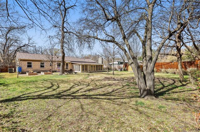 Building Photo - 1114 Wicklow Dr