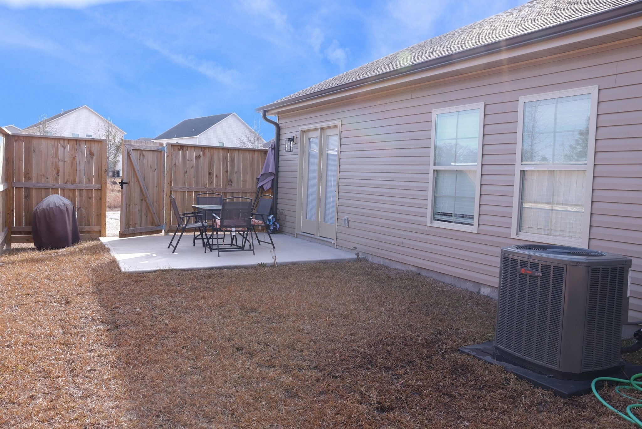 Building Photo - 1701 Tuxedo Junction Rd