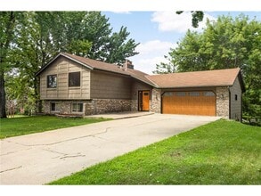 Building Photo - 8666 Windward Cir