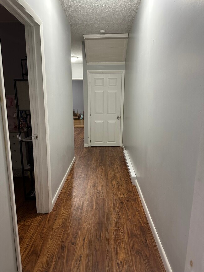Building Photo - 15 LLC-65 Sailly Avenue