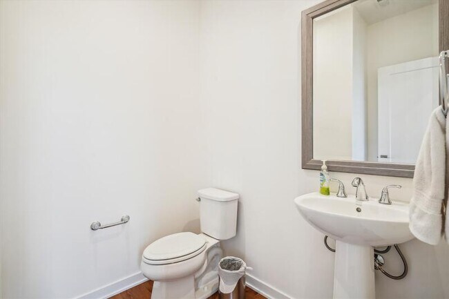 Building Photo - 14420 Beckett Glen Cir