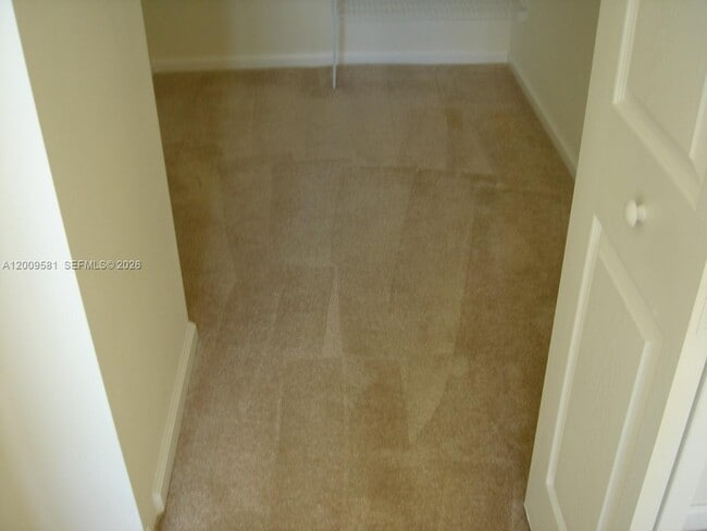 Building Photo - 4404 SW 160th Ave