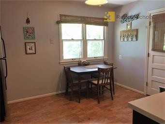 Building Photo - 9123 Washington St