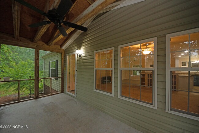 Building Photo - 158 State Rd 1319