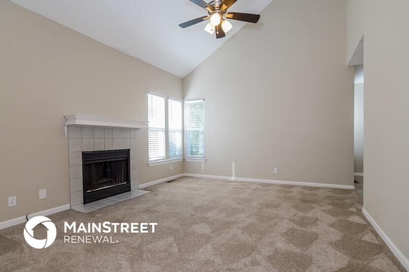 Building Photo - 102 S Janell Dr