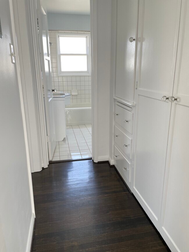 Hallway with built-ins and closet - 1008 6th St